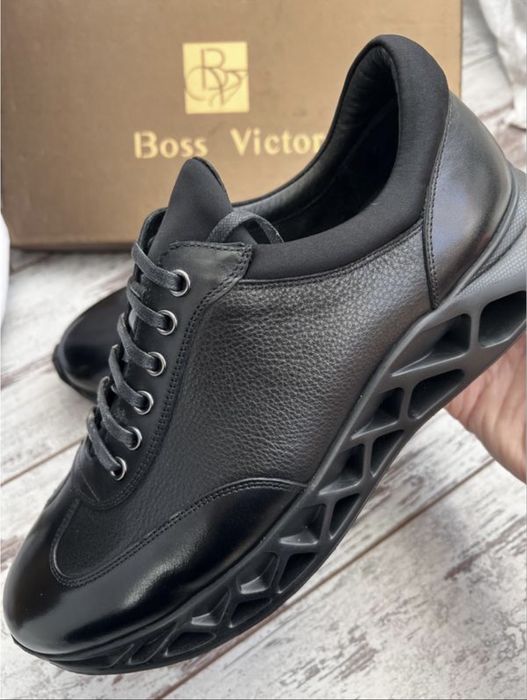 Чоловічі кросівки , спорт туфель Boss Victor
