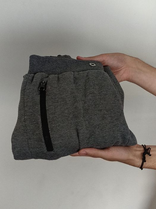 Calça Cinzenta Masculina