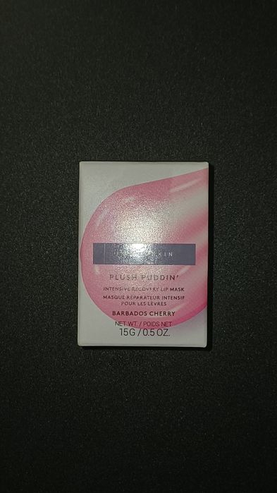 maska do ust Plush Puddin'