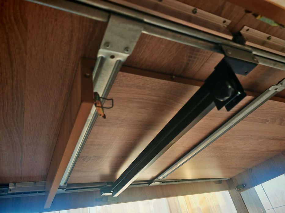 Stół do jadalni Kaspian BRW 180/240 x 95