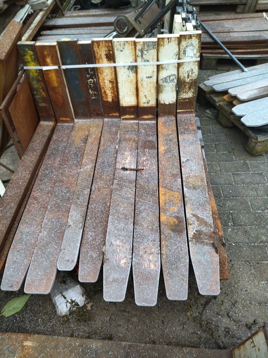 Widły do palet, paleciak, karetka