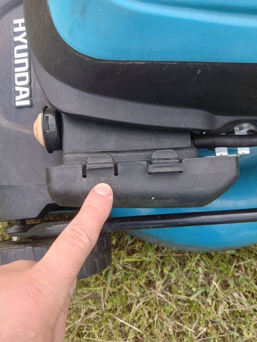 Газонокосилка 51см Hyundai L5100M + 2 фильтра воздушных