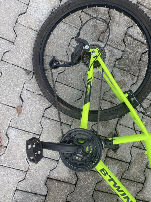 Bicicleta B’TWIN Roda 24 x 1,95