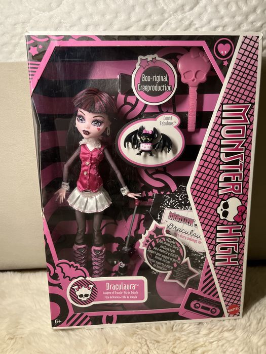 Монстер хай Дракулаура репро