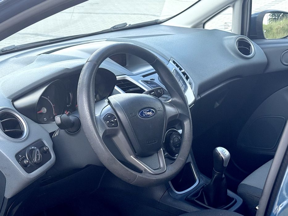 Ford Fiesta 1.2 benzynka Super stan