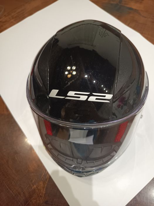 Sprzedam kask motocyklowy LS2 dziecięcy, praktycznie nowy używany kilka razy.