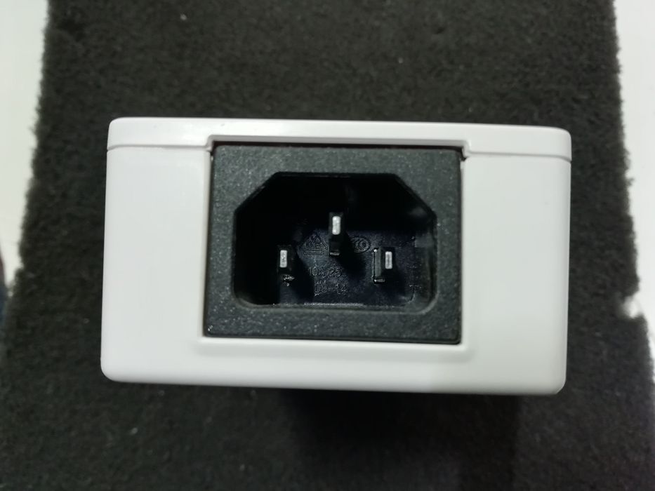 PoE адаптер Tenda POE1500S