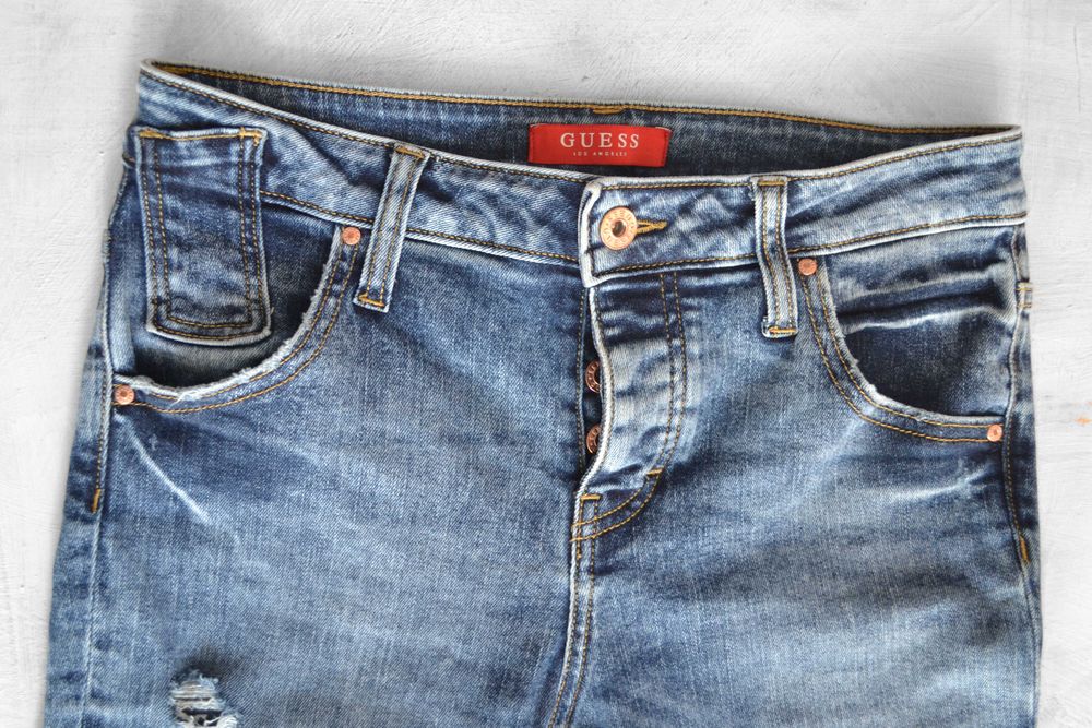 jeansowe bermudy Guess szorty z wysokim stanem S/M