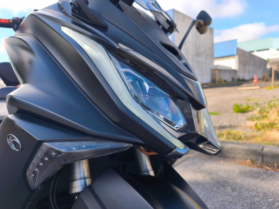 Kymco AK 550 Akrapovic