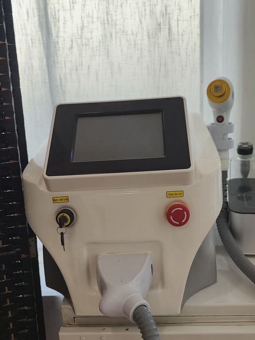 Máquinas estética laser e cavitação /radiofrequência