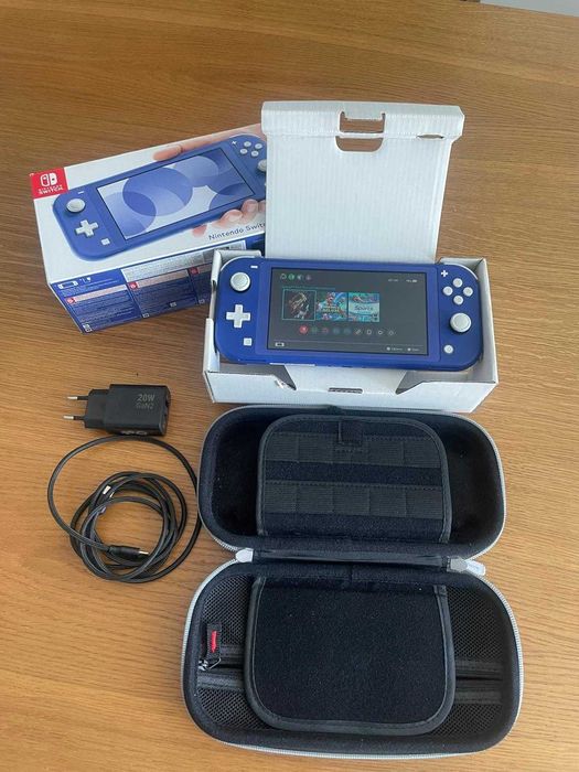 Nintendo Switch Lite Blue przerobiona + karta 32GB, futerał