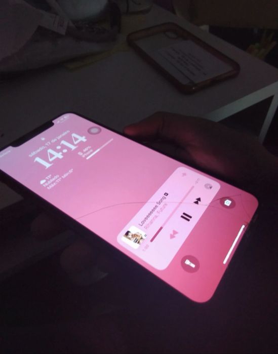 Iphone xs max dourado