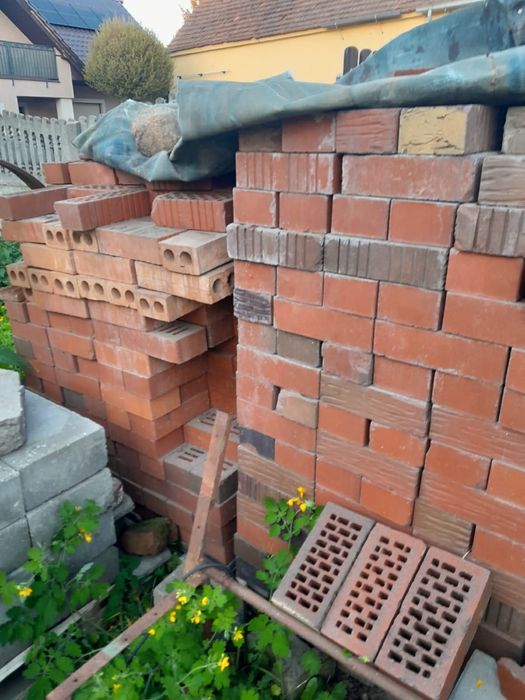 Cegły ceramiczne dziurawka (Raben)