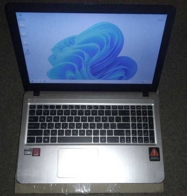 Ноутбук ASUS VivoBook X540YA