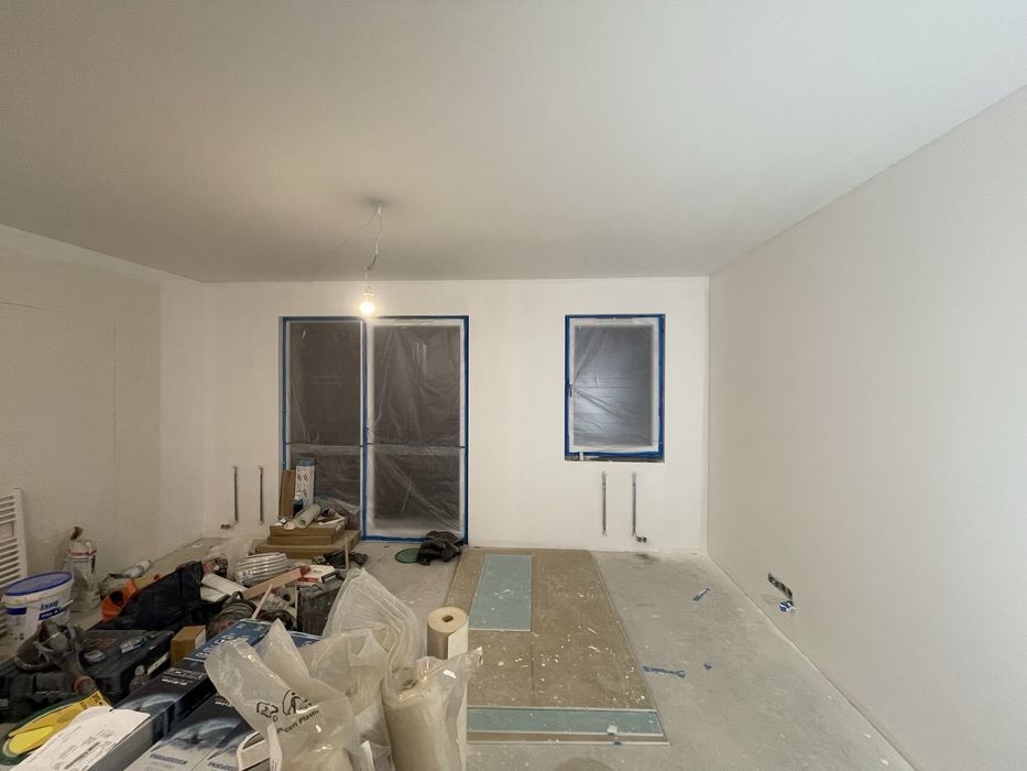 Wykonczenia/Remonty kompleksowo/Szpachlowanie/Malowanie natryskowe