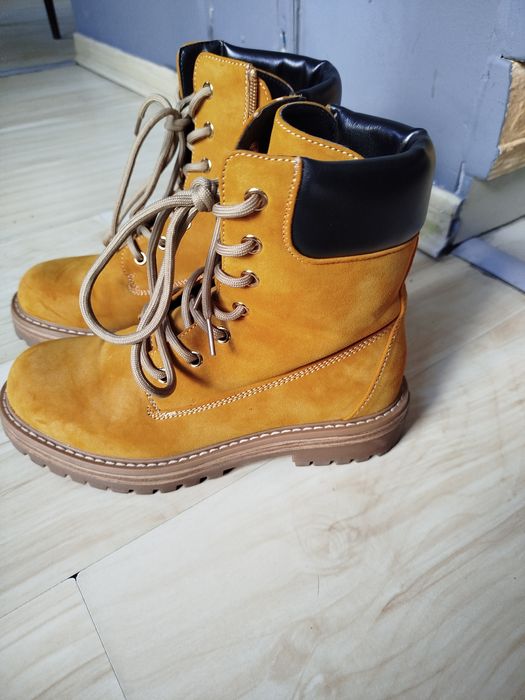 Buty damskie trapery 36