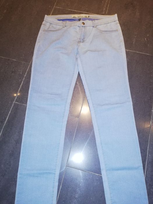 Calça de ganga senhora marca Zara T-40