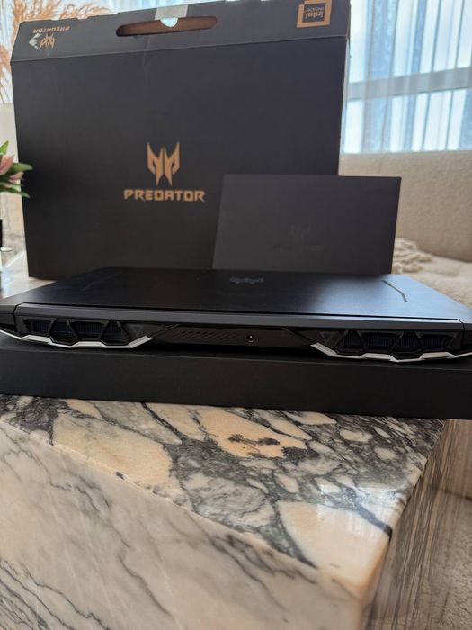 Acer Predator Helios 300 PH315-53-793U