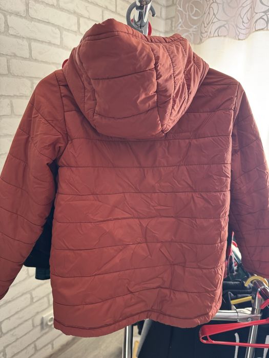 Весняна куртка на хлопчика,9-10 років