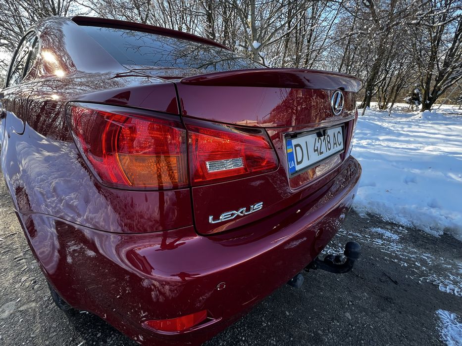 Продається Лексус Is 220d