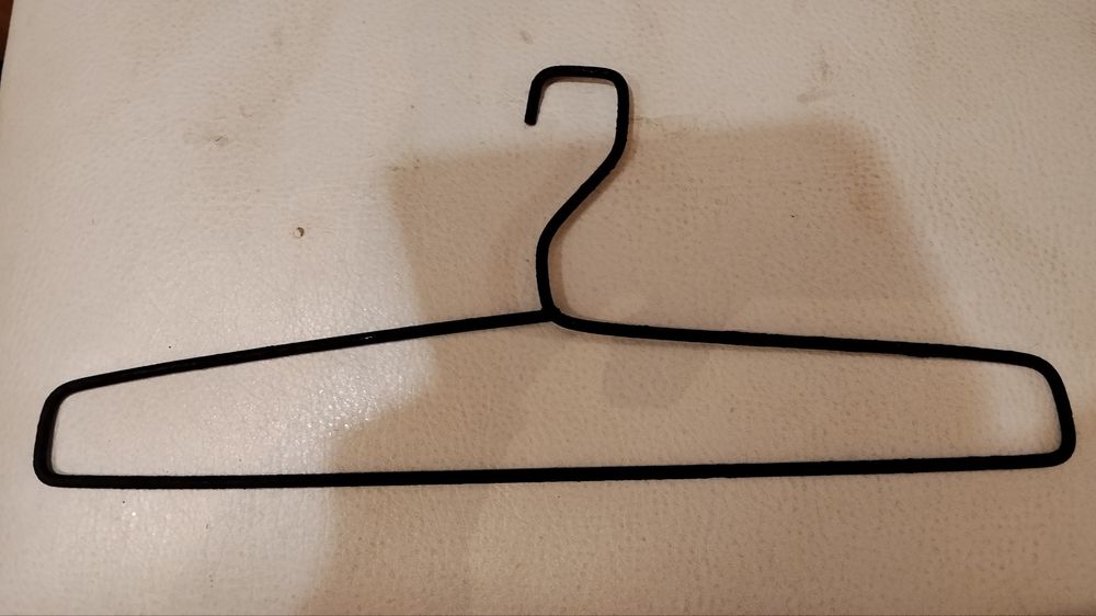 Ретро-вішалка для одягу (металева, надміцна)