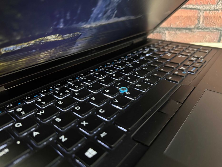 Ноутбук Dell Latitude 5580·i5-6300U·8GB+SSD256·15"IPS·500 ШТ·Гарантія