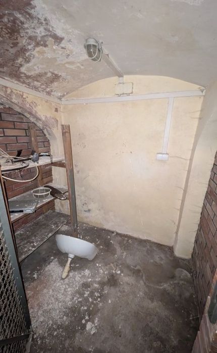 Magazyn 60 m² z zapleczem sanitarnym – centrum Wałbrzycha