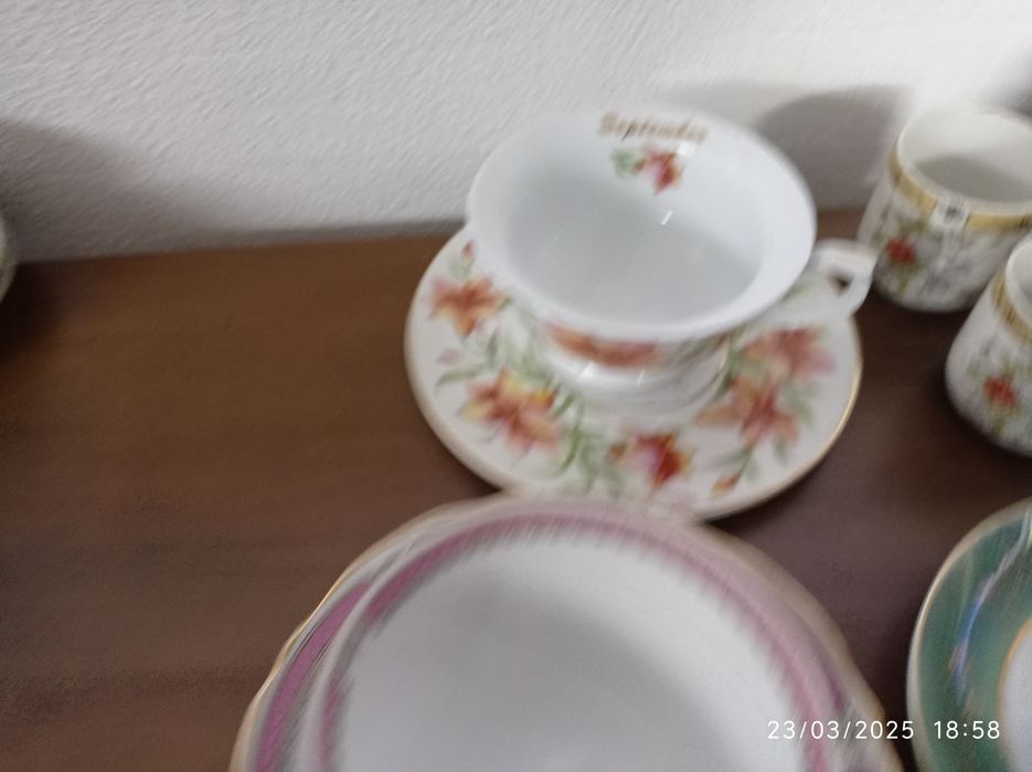 Chávenas porcelana