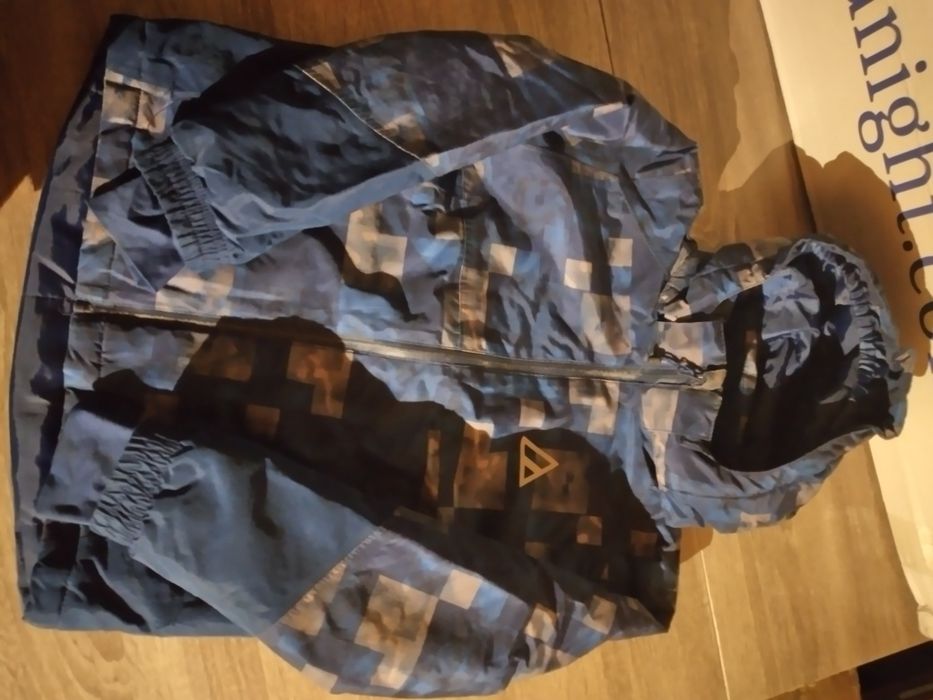 Kurtka chłopięca 122/128