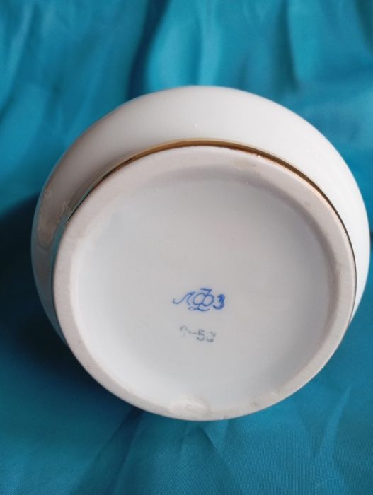 Штоф ЛФЗ "Цветы",блюдце старые Вербилки,фарфор СССР,винтаж,сервиз