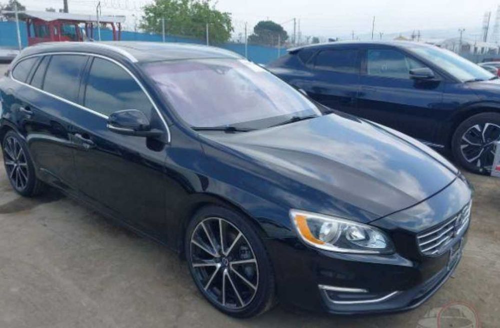 Капот Бампер передній Volvo V60 (2013-2018)