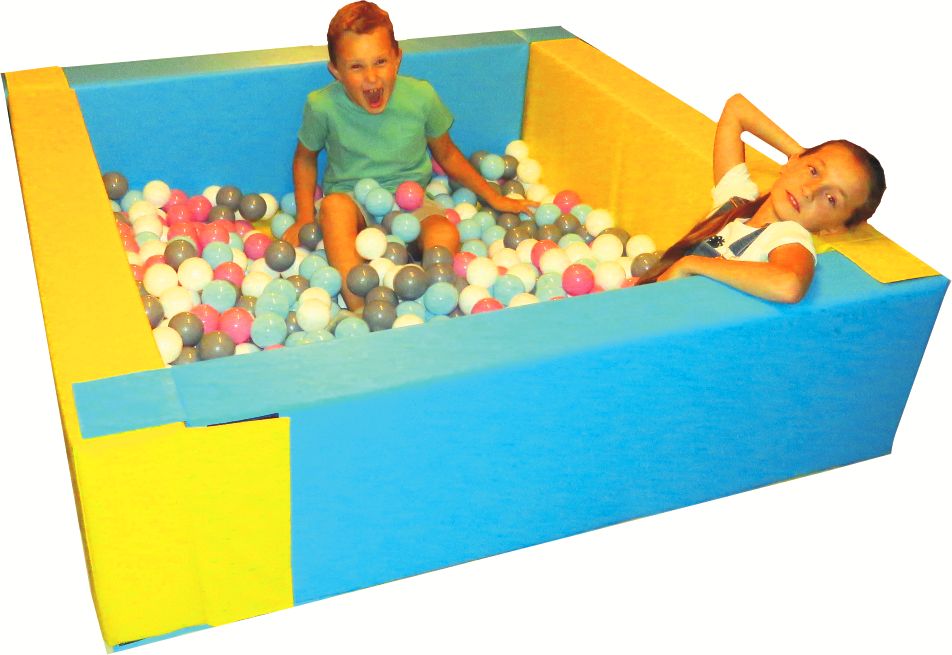 Suchy basen z piłkami kulkami rehabilitacyjny