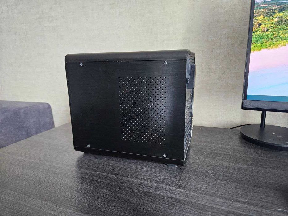 Продам компактний ПК (Core i5 6600 / 16 Gb DDR4 / Asus GTX960 4Gb)