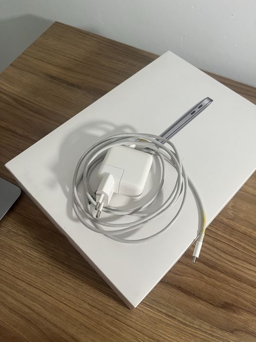 MacBook Air 13 M1 256 gb 2020