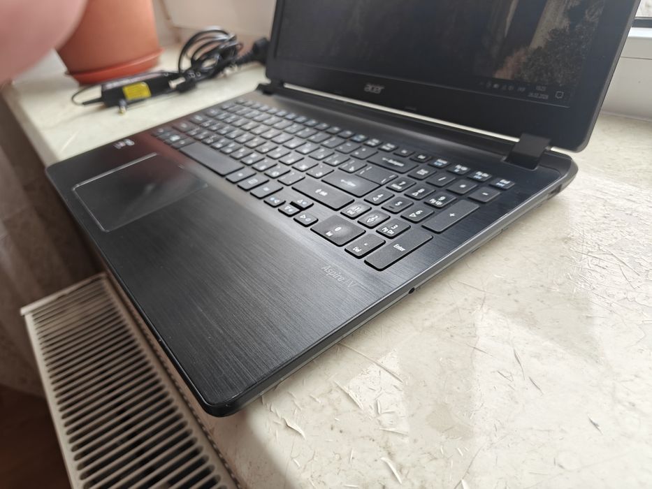 Acer V5-552G AMD 10-5757m 3,2GHz 8Gb 128Gb SSD HD8650G РОБОЧА батарея