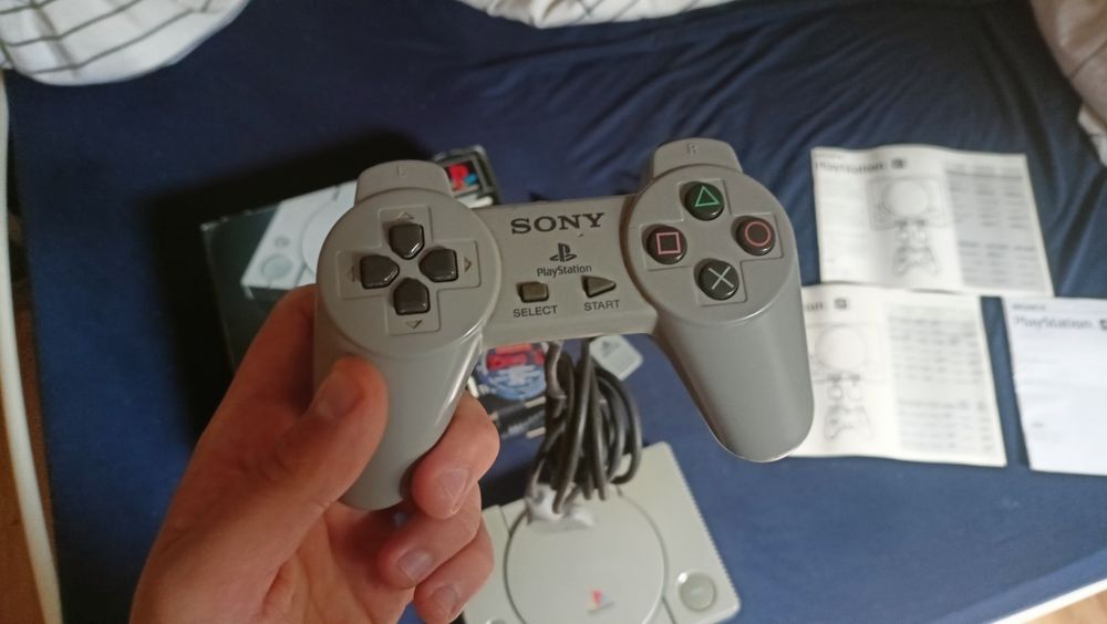 Konsola Sony PlayStation 1 scph-1002 psx w pudełku