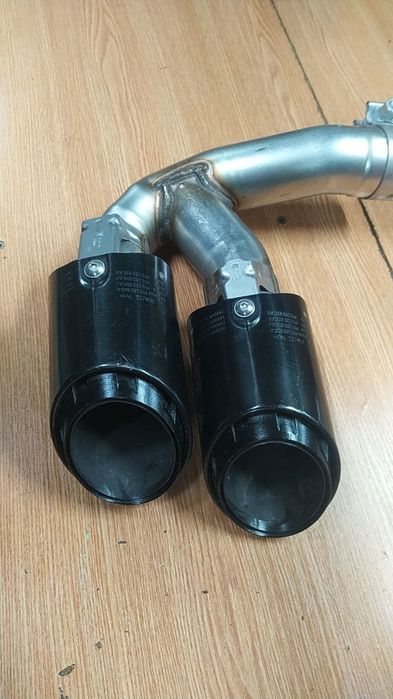 Porsche cayenne 9y0 gts  насадка вихлопної права сторона 9y0253824dr