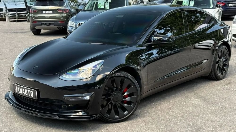Tesla Model 3 Tesla Model 3 Dual Motor Long Rang/Performance