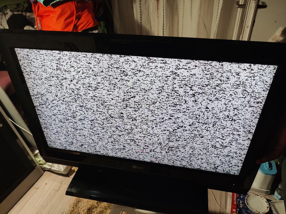 LG 32” LCD TV – Excelente estado