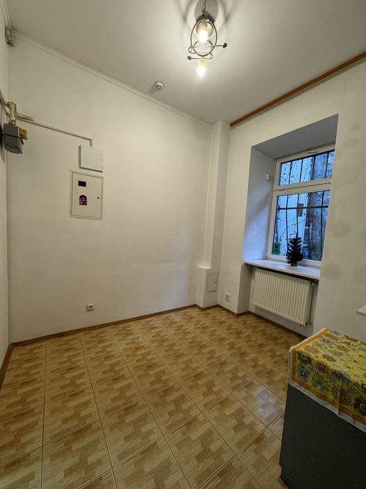 Оренда магазин салон офіс центр вул.І.Франка приміщення