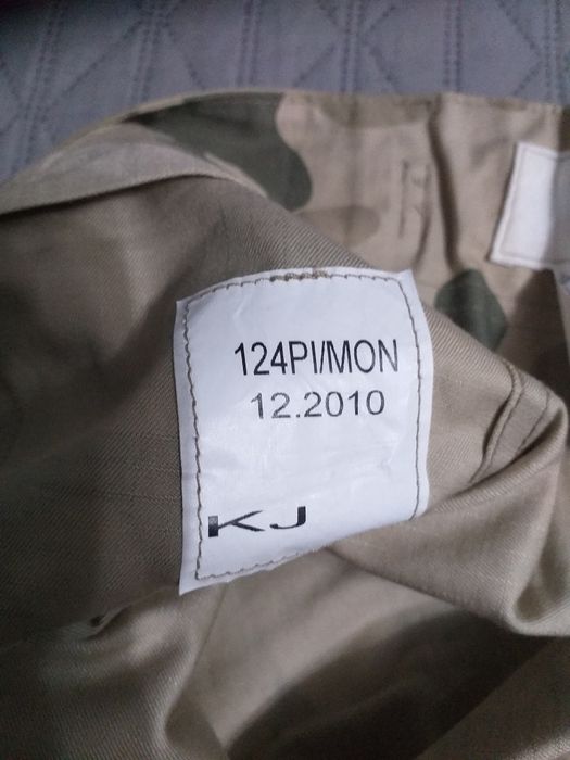 Spodnie moro pustynne z szelkami