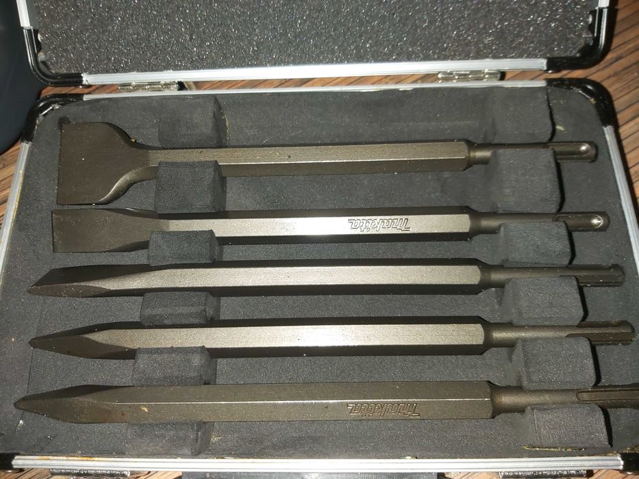 Товары для строителей