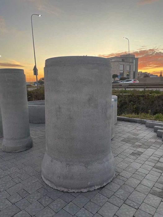 Фундаментні блоки (ФБС) Бетонні кільця, кришки, днища Перемички, лотки, бордюри