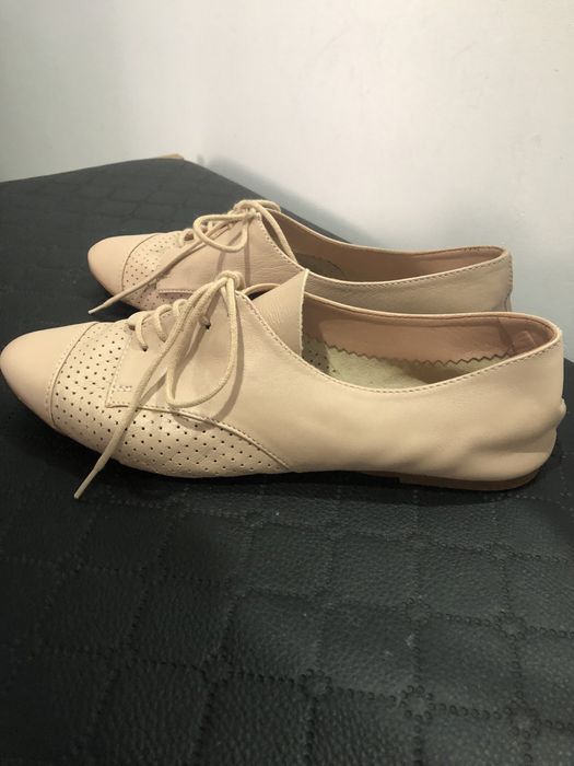 Skórzane półbuty Stradivarius 37