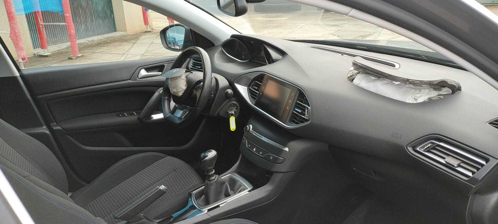 Peugeot 308 SW 1.5 Bluehdi Diesel Nacional 130cv