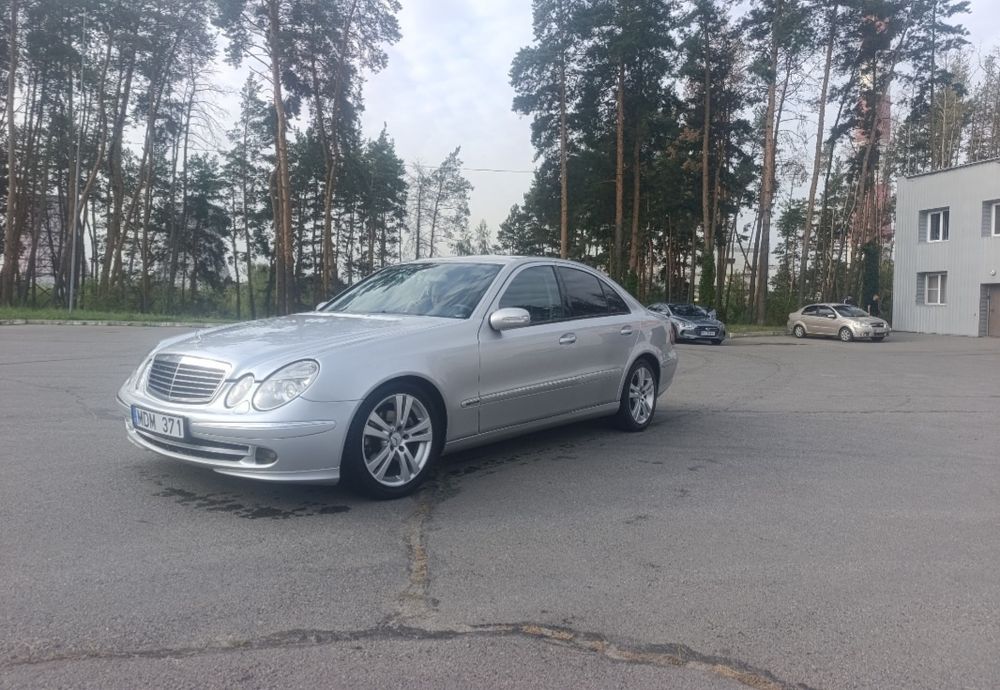 Mercedes w211 Продам