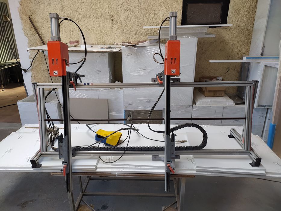 Gabarito BLUM para gavetas; Peneumático