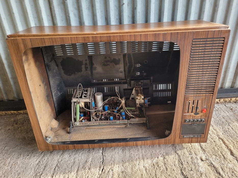Telewizor stary zabytkowy prl unitra t61 51 obudowa