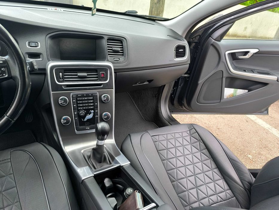 Volvo V60 drive 1.6 D