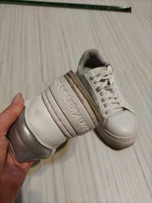 Białe buty Calvin Klein na platformie rozm 36